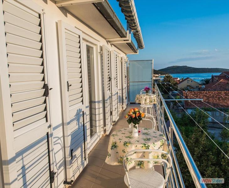 Apartmani Aria Rogoznica  Luaran gambar