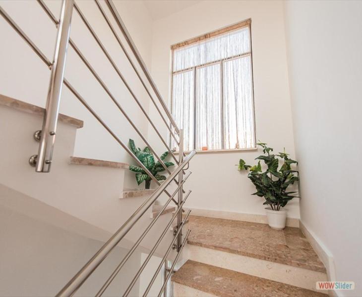 Apartmani Aria Rogoznica  Luaran gambar