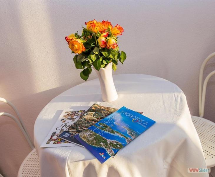 Apartmani Aria Rogoznica  Luaran gambar