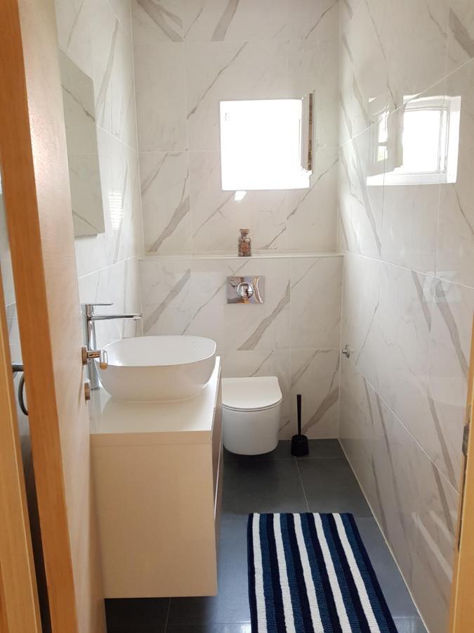 Apartmani Aria Rogoznica  Luaran gambar
