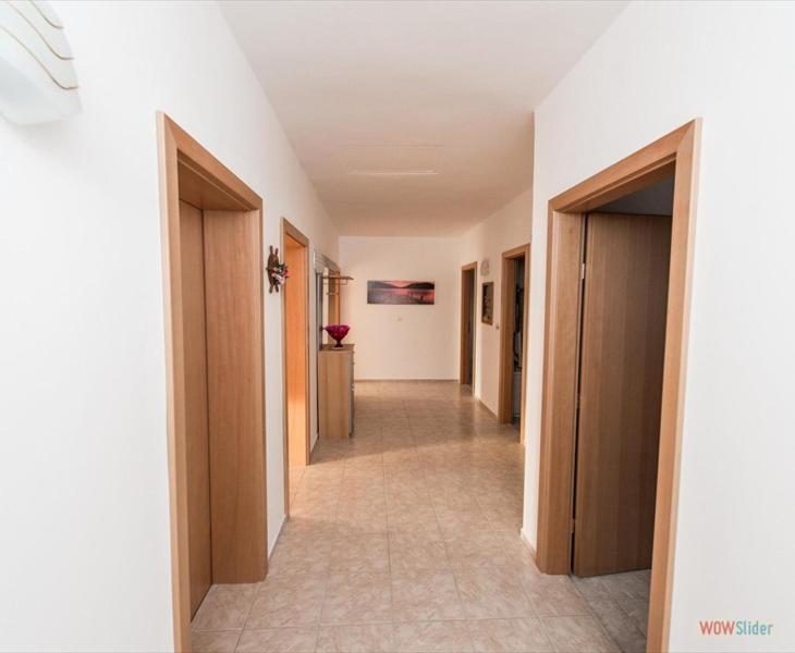 Apartmani Aria Rogoznica  Luaran gambar